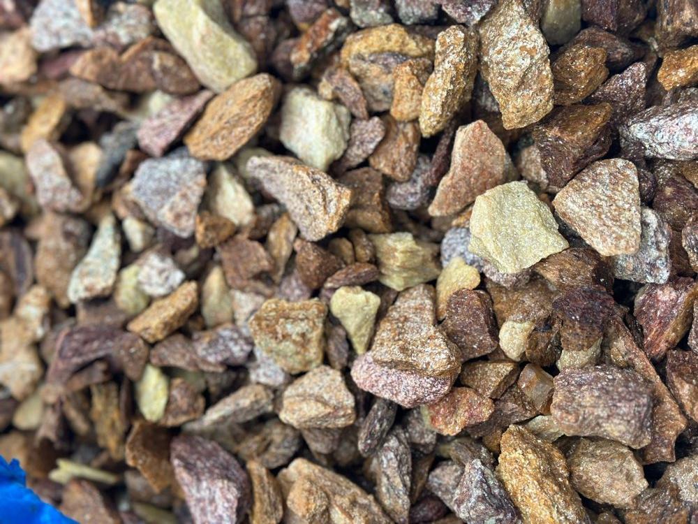 Златолит персиковый декоративная каменная крошка купить в Сысерти