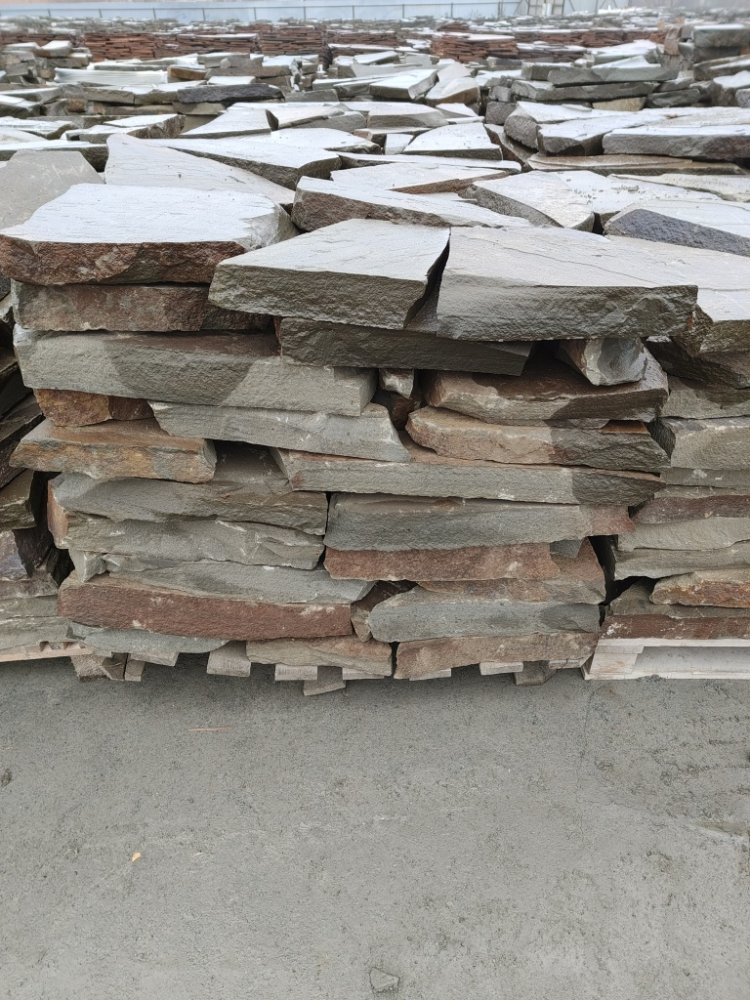 Плитняк песчаник серо-зелёный для мощения 60-65 мм купить в Сысерти