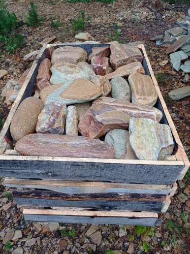 Златолит жёлтый, жёлто-зелёный глыбки и валуны для ланшафтного дизайна купить в Сысерти