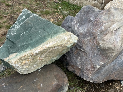 Камни для ландшафтного дизайна зелёные 10-60 килограмм купить в Сысерти