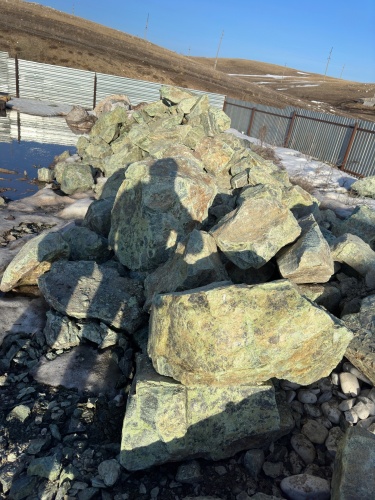 Камни для ландшафтного дизайна зелёные 10-60 килограмм купить в Сысерти