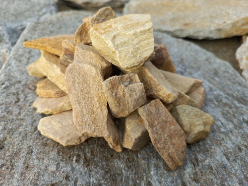 Златолит жёлтый декоративная каменная крошка купить в Сысерти