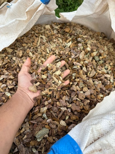 Златолит персиковый декоративная каменная крошка купить в Сысерти