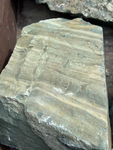 Ландшафтные глыбы зелёные 200-500 килограмм купить в Сысерти