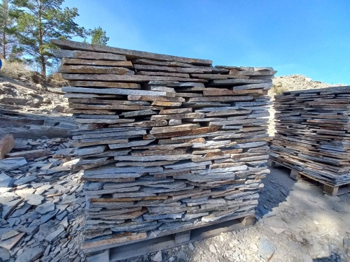 Плитняк златолит серебристый для фасада купить в Сысерти