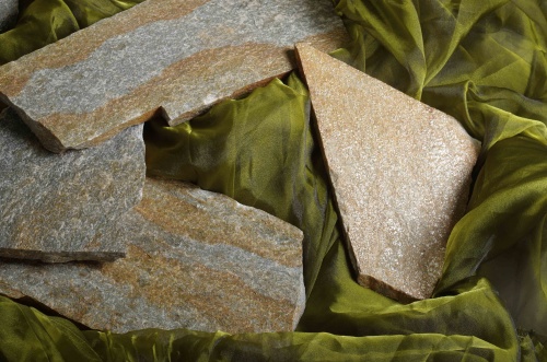 Плитняк златолит Уральский  для фасада купить в Сысерти