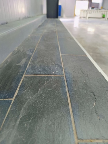 Плитка чёрная из натурального камня фасадная 30 см * 5 см, толщина 7 мм -30 мм купить в Сысерти